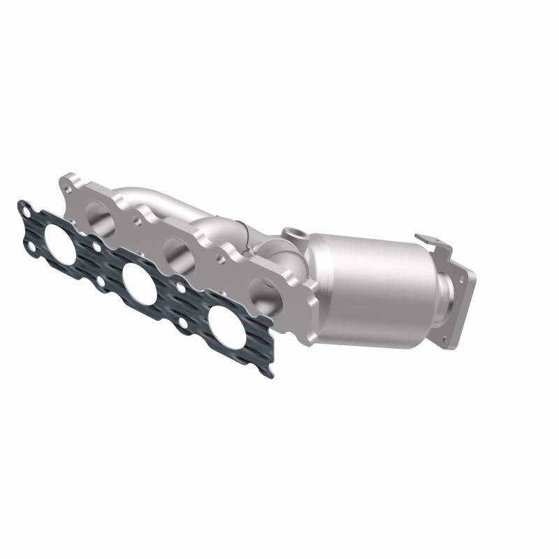 Volvo XC90 Catalytic Converter - Magnaflow - OEM Grade Manifold - `07-`10
