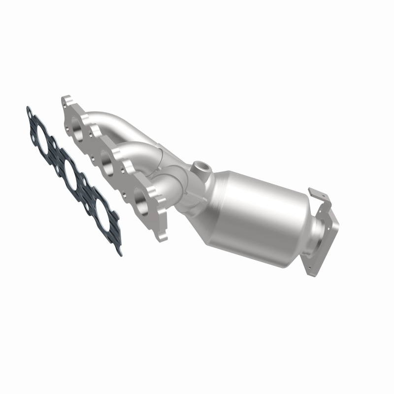 Volvo XC90 Catalytic Converter - Magnaflow - OEM Grade Manifold - `07-`10