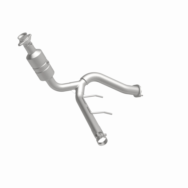 Ford F-150 Catalytic Converter - Underbody - Magnaflow - Direct Fit - `09-`10
