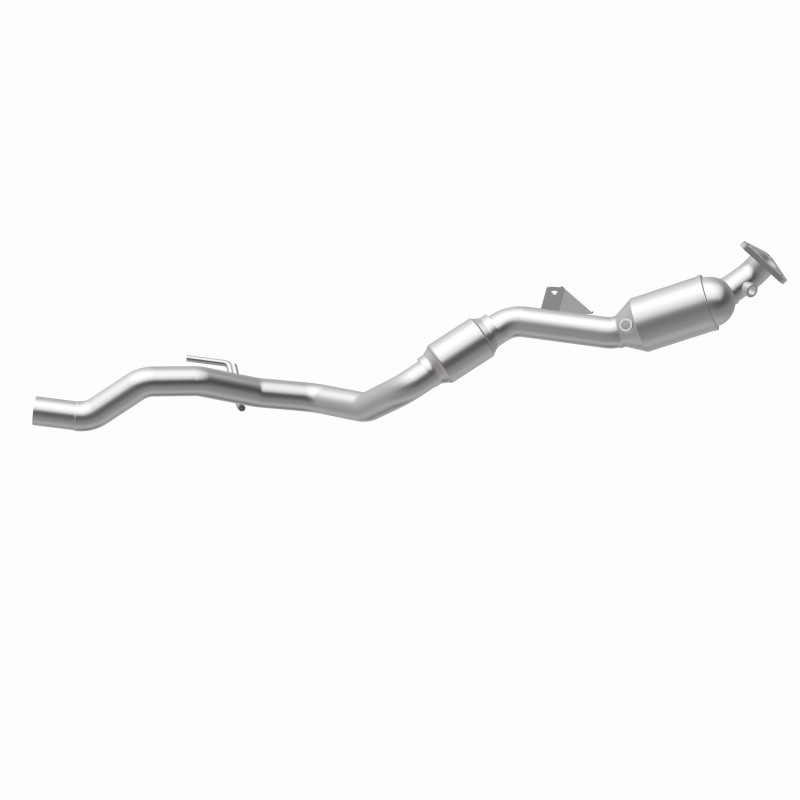 Volkswagen Touareg Catalytic Converter - Magnaflow - OEM Grade Direct-Fit - `11-`17