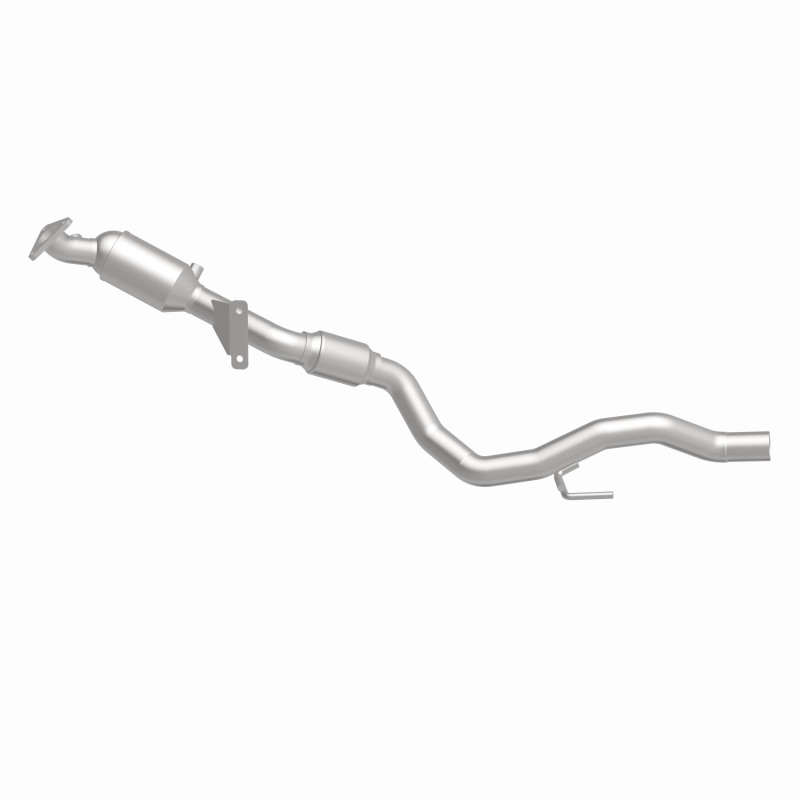 Volkswagen Touareg Catalytic Converter - Magnaflow - OEM Grade Direct-Fit - `11-`17