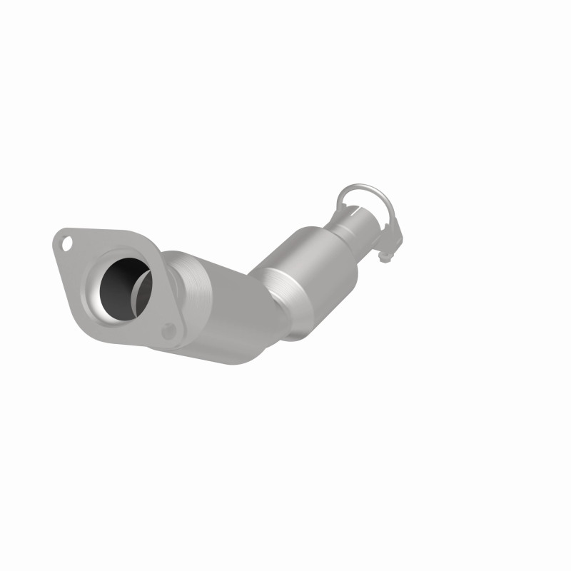 Toyota Prius Plug-In Catalytic Converter - Underbody - Magnaflow - OEM Grade Direct-Fit - `12-`15