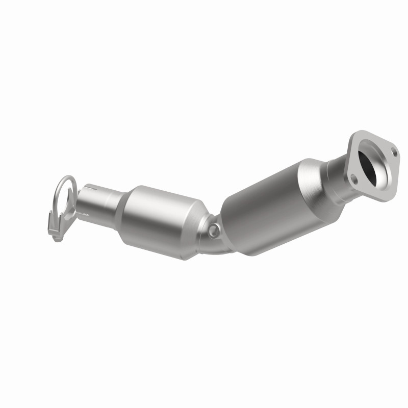 Toyota Prius Plug-In Catalytic Converter - Underbody - Magnaflow - OEM Grade Direct-Fit - `12-`15