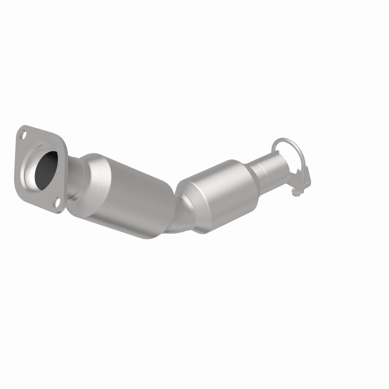 Toyota Prius Plug-In Catalytic Converter - Underbody - Magnaflow - OEM Grade Direct-Fit - `12-`15
