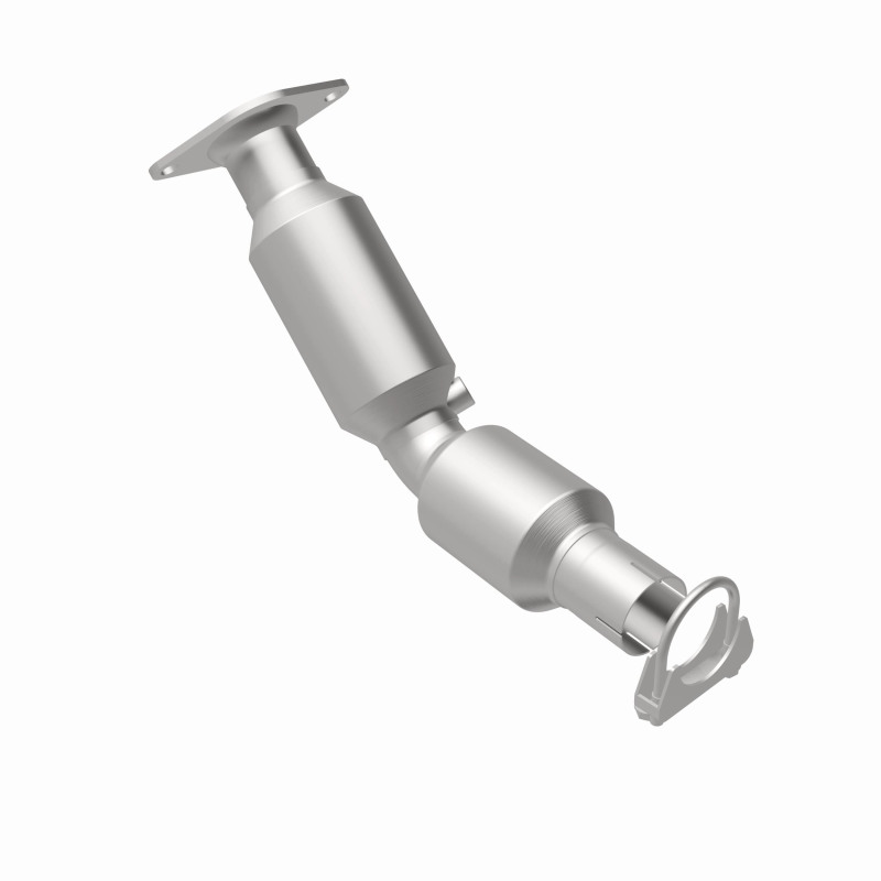 Toyota Prius Plug-In Catalytic Converter - Underbody - Magnaflow - OEM Grade Direct-Fit - `12-`15