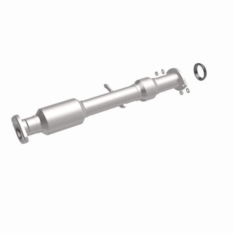Toyota Highlander Catalytic Converter - Magnaflow - OEM Grade Direct-Fit - `14-`16