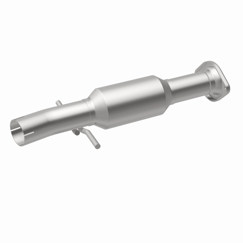 Toyota Highlander Catalytic Converter - Magnaflow - OEM Grade Direct-Fit - `14-`16