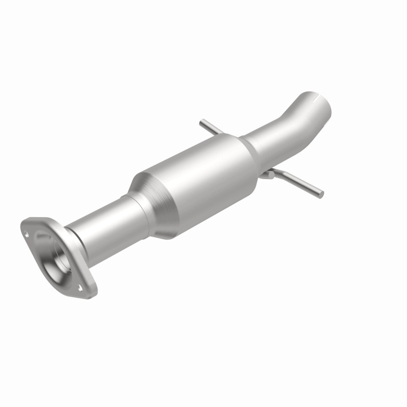 Toyota Highlander Catalytic Converter - Magnaflow - OEM Grade Direct-Fit - `14-`16