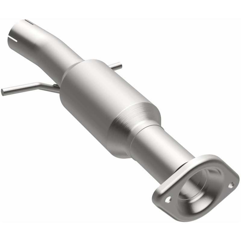 Toyota Highlander Catalytic Converter - Magnaflow - OEM Grade Direct-Fit - `14-`16