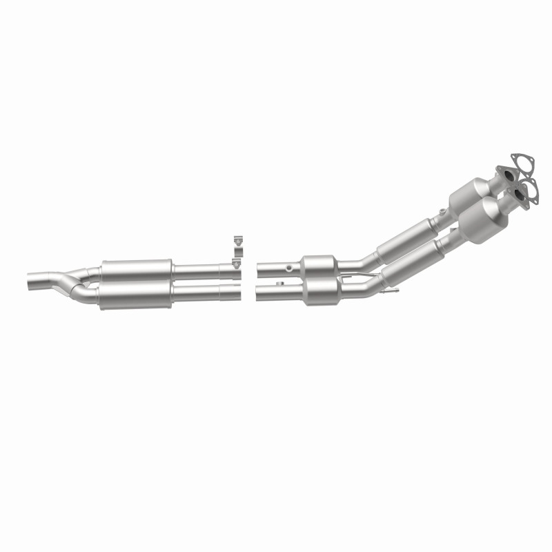 Volkswagen Passat Catalytic Converter - Magnaflow - Direct-Fit - `06-`08