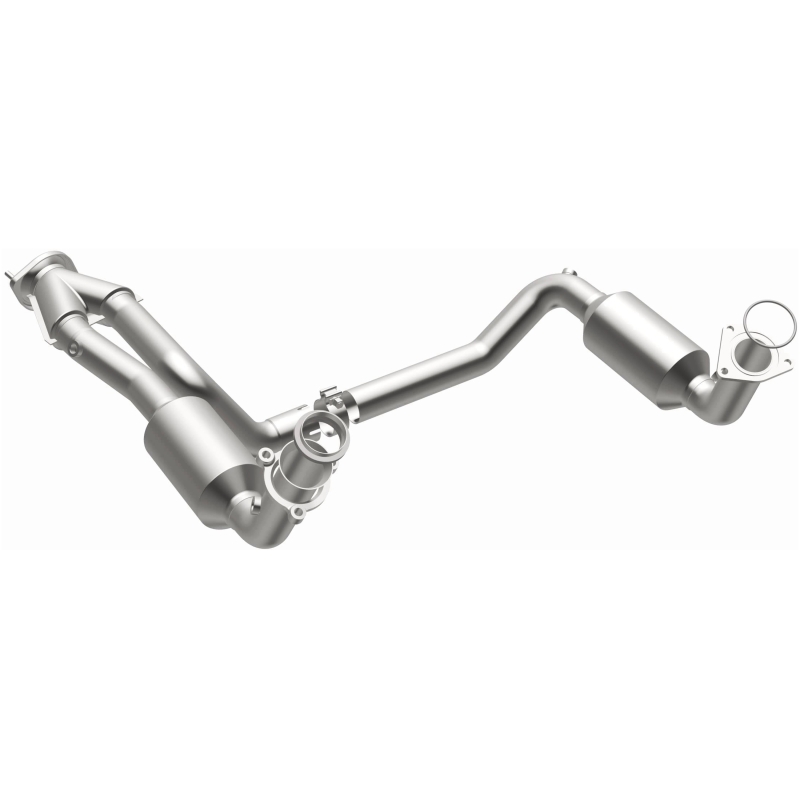 GMC Sierra 1500 Classic Catalytic Converter - Magnaflow - California Grade CARB Compliant - 2007