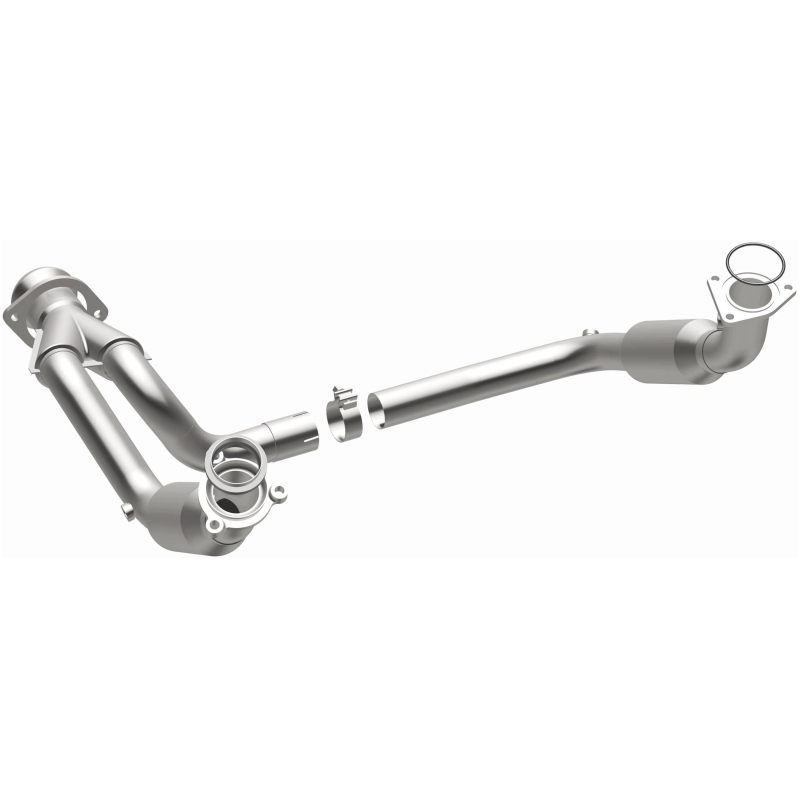 GMC Yukon XL 1500 Catalytic Converter - Magnaflow - Direct Fit, California Grade CARB Compliant - `07-`08