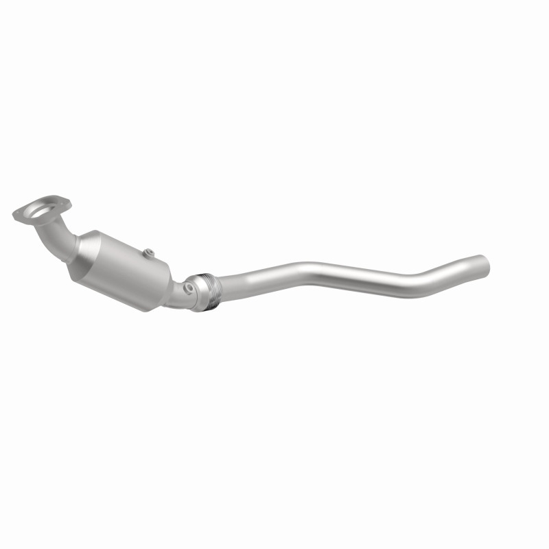 Chrysler 300 Catalytic Converter - Magnaflow - California Grade CARB Compliant Direct-Fit - 2006