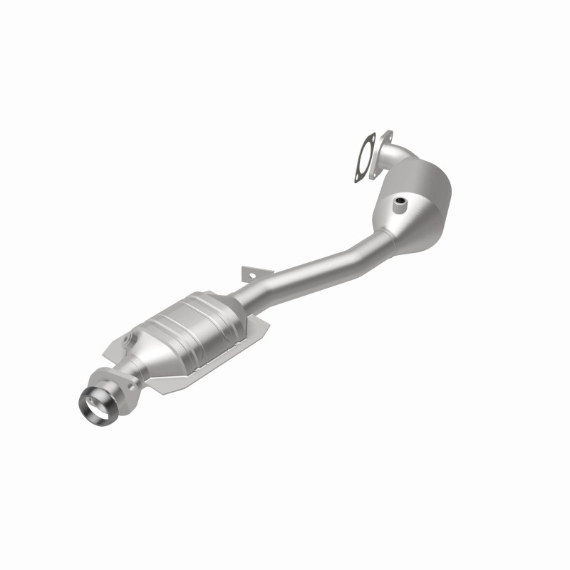 Subaru Outback Catalytic Converter - Magnaflow - California Grade CARB Compliant Direct-Fit - 2005
