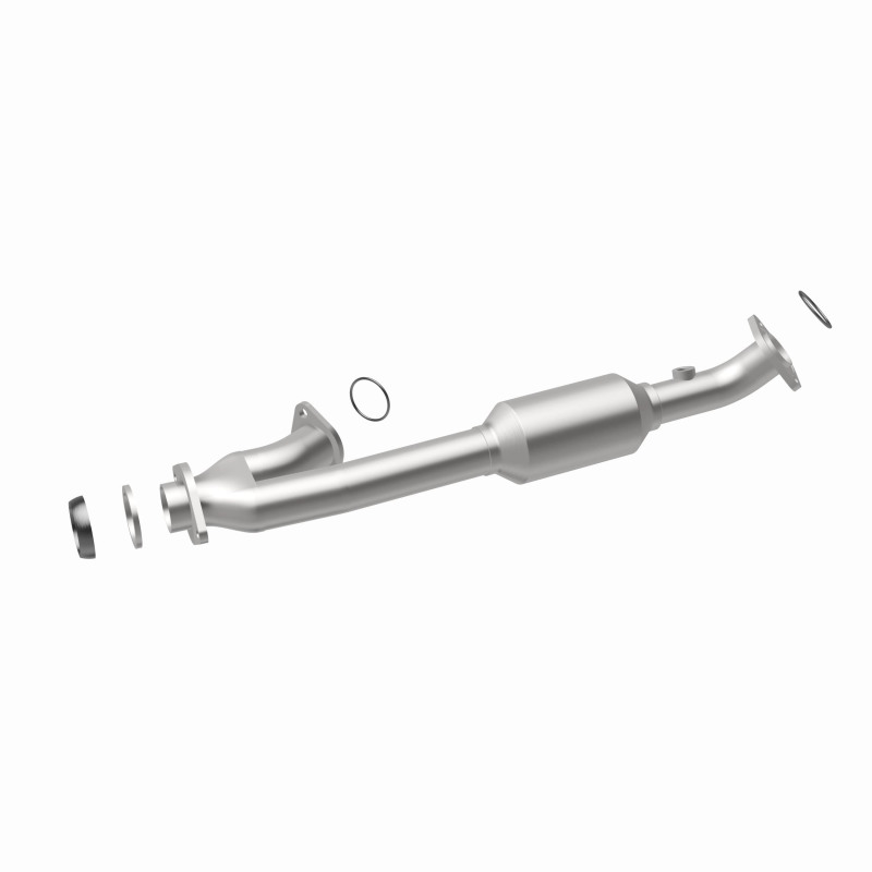 Toyota FJ Cruiser Catalytic Converter - Magnaflow - California Grade CARB Compliant Direct-Fit - `07-`11