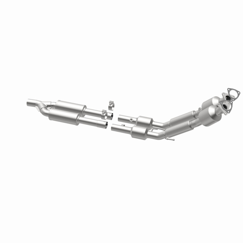 Volkswagen Passat Catalytic Converter - Magnaflow - Direct Fit - 2006