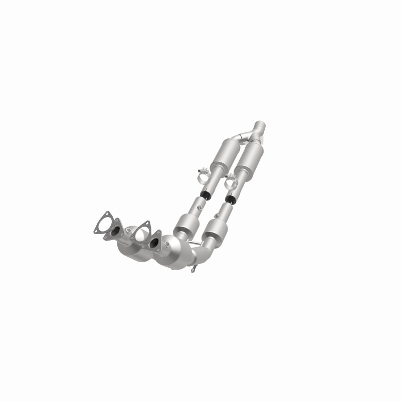 Volkswagen Passat Catalytic Converter - Magnaflow - Direct Fit - 2006
