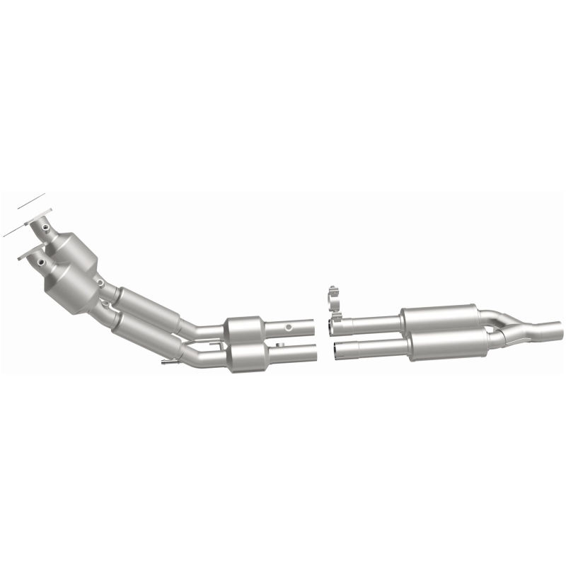 Volkswagen Passat Catalytic Converter - Magnaflow - Direct Fit - 2006