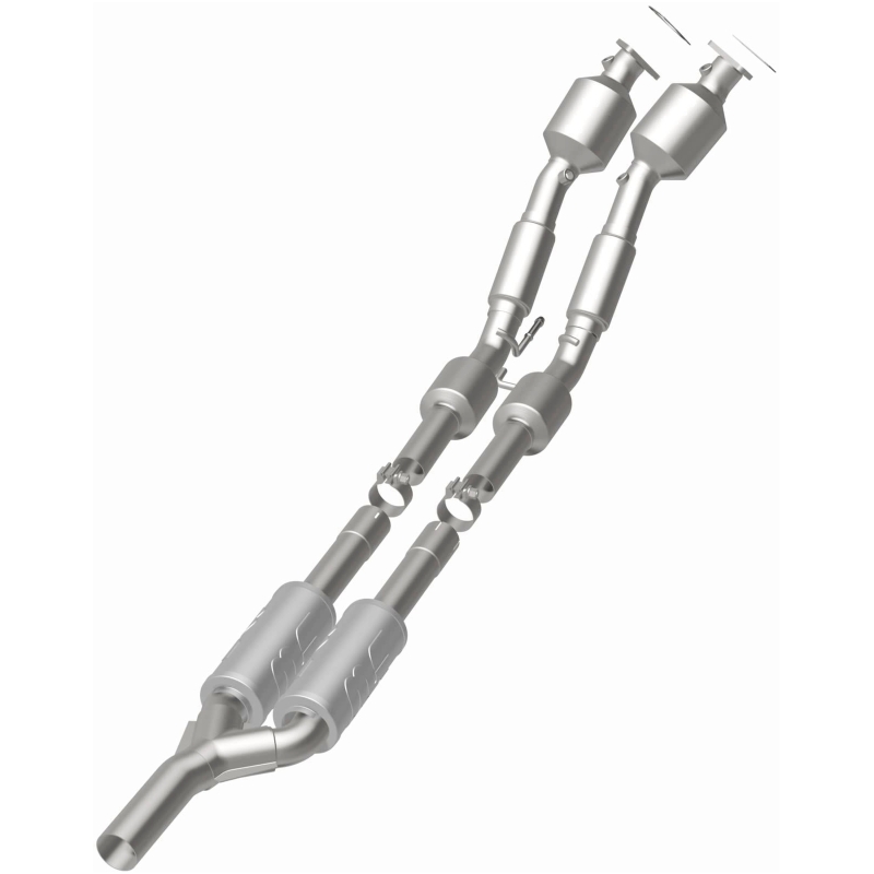 Volkswagen Passat Catalytic Converter - Magnaflow - California Grade CARB Compliant - `12-`14