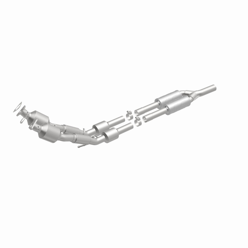 Volkswagen Passat Catalytic Converter - Magnaflow - California Grade CARB Compliant - `12-`14