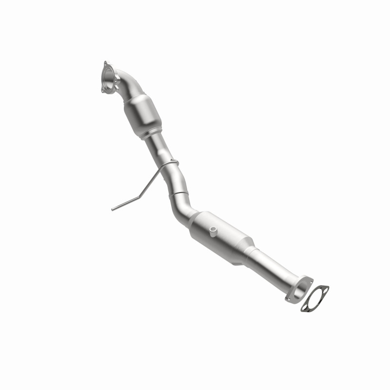 Volvo XC70 Catalytic Converter - Magnaflow - California Grade CARB Compliant Direct-Fit - `03-`04