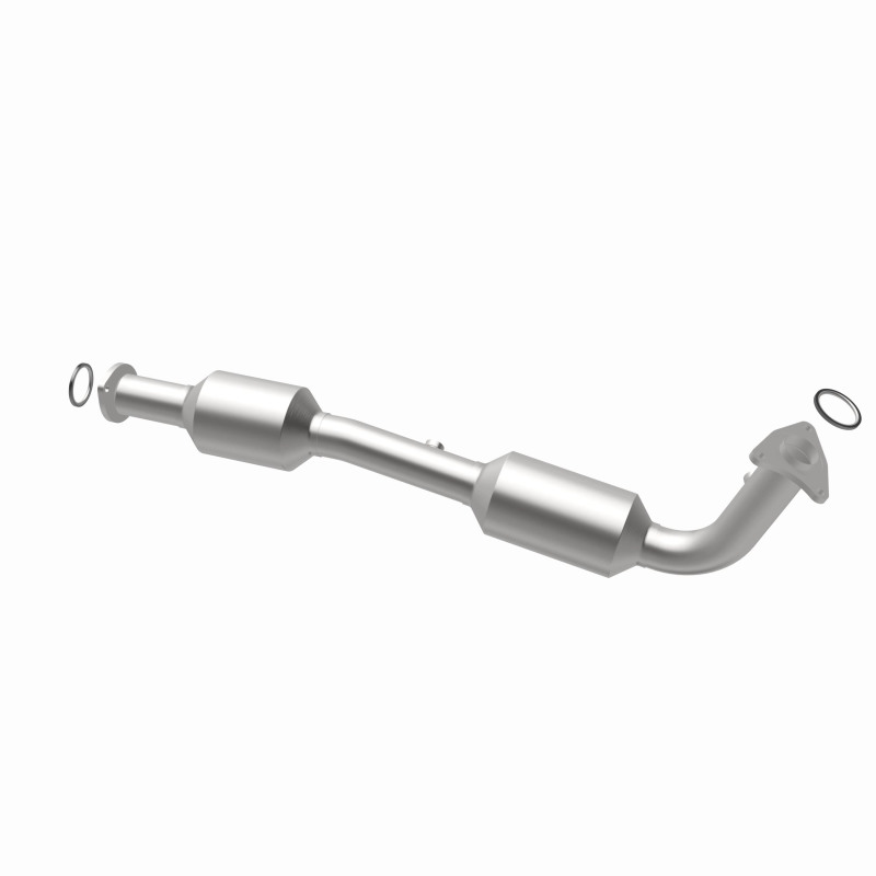 Toyota Sequoia Catalytic Converter - Magnaflow - CARB Compliant Direct-Fit - `08-`17