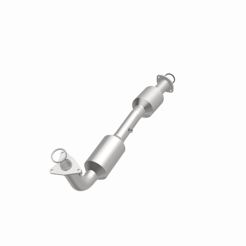 Toyota Sequoia Catalytic Converter - Magnaflow - CARB Compliant Direct-Fit - `08-`17