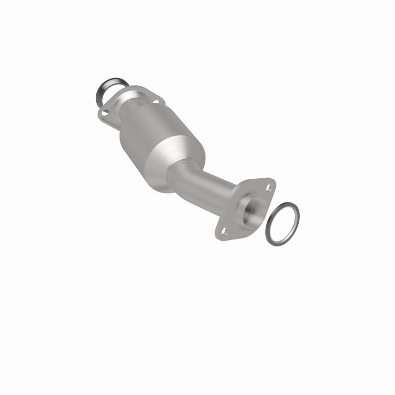 Toyota Sienna Catalytic Converter - Magnaflow - California Grade CARB Compliant Direct-Fit - 2011