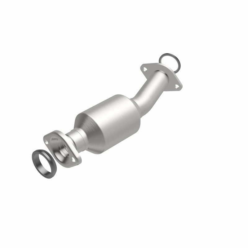 Toyota Sienna Catalytic Converter - Magnaflow - California Grade CARB Compliant Direct-Fit - 2011