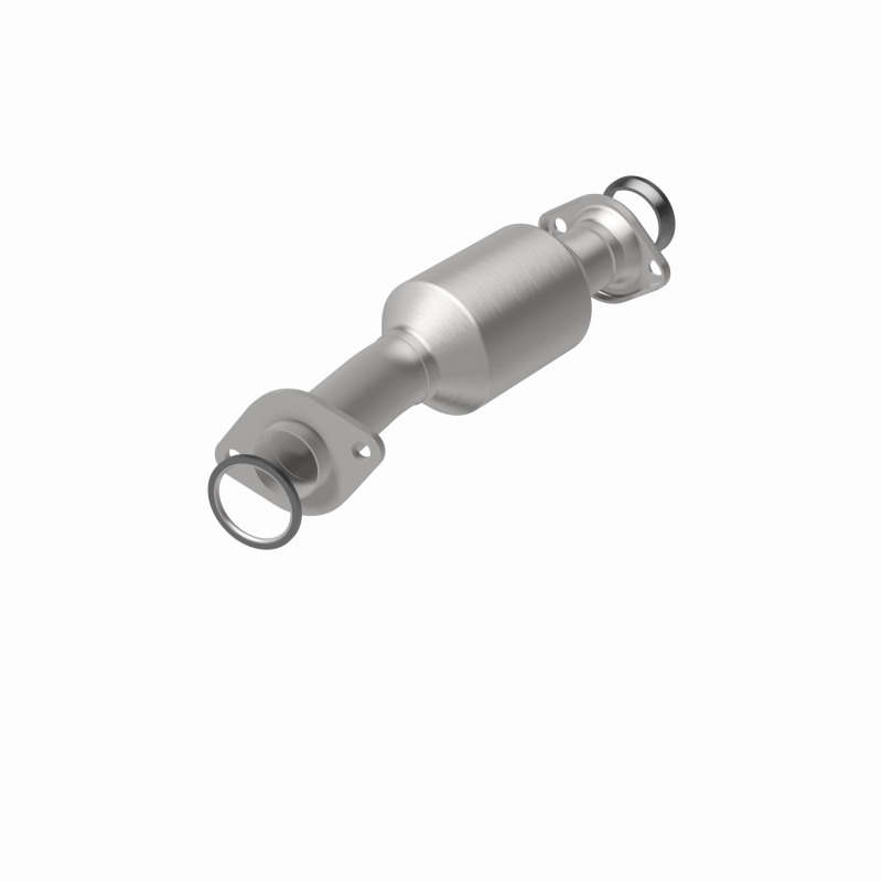 Toyota Sienna Catalytic Converter - Magnaflow - California Grade CARB Compliant Direct-Fit - 2011