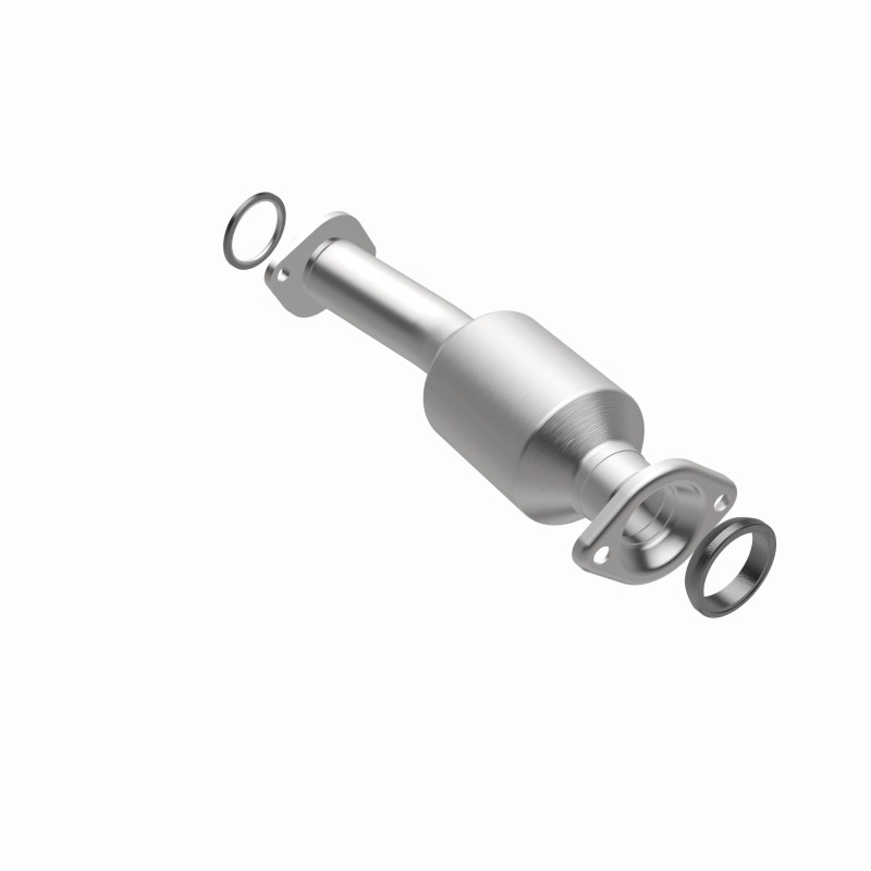 Toyota Sienna Catalytic Converter - Magnaflow - California Grade CARB Compliant Direct-Fit - 2011