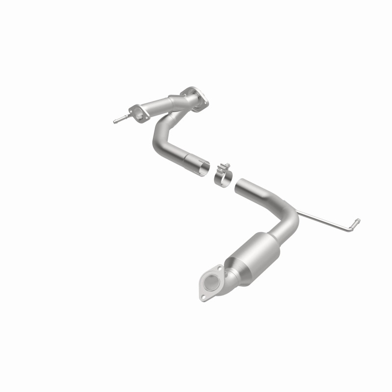 Toyota Tacoma Catalytic Converter - Magnaflow - California Grade CARB Compliant Direct-Fit - `12-`15