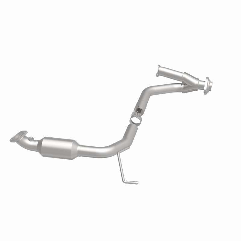 Toyota Tacoma Catalytic Converter - Magnaflow - California Grade CARB Compliant Direct-Fit - `12-`15
