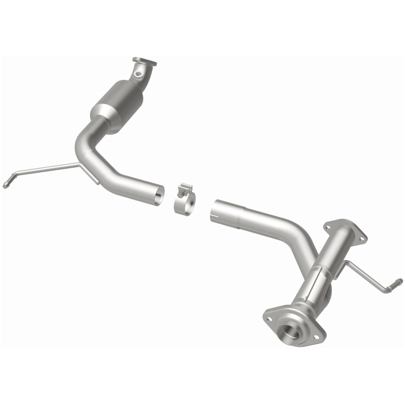 Toyota Tacoma Catalytic Converter - Magnaflow - California Grade CARB Compliant Direct-Fit - `12-`15