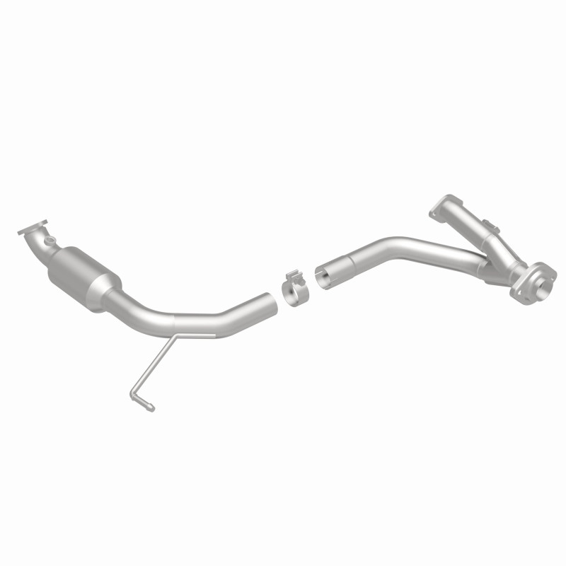 Toyota Tacoma Catalytic Converter - Magnaflow - California Grade CARB Compliant Direct-Fit - `12-`15