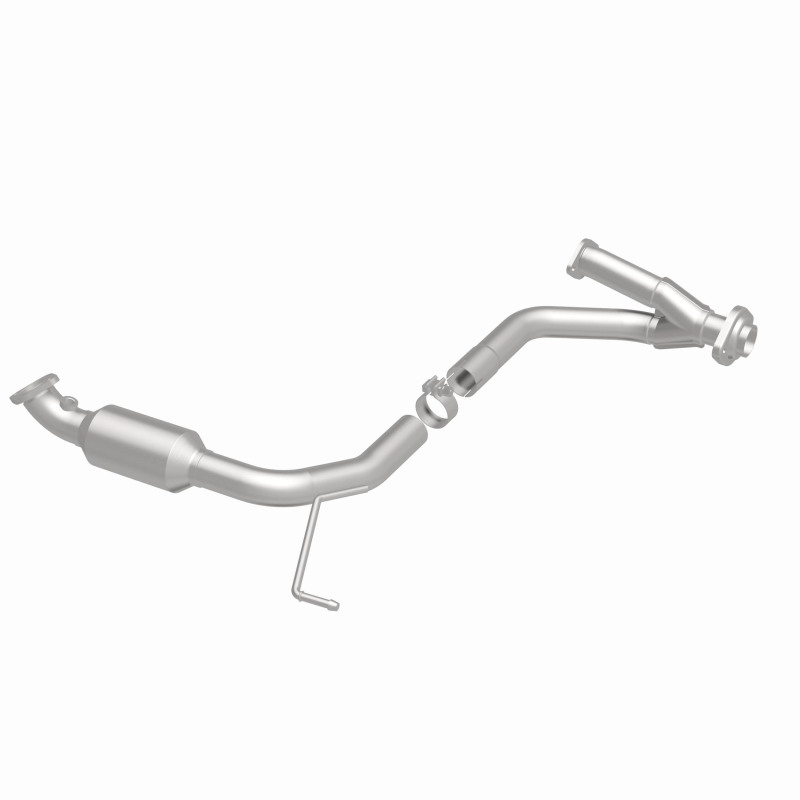 Toyota Tacoma Catalytic Converter - Magnaflow - California Grade CARB Compliant Direct-Fit - `12-`15