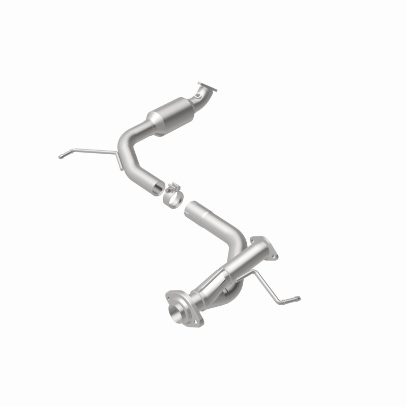 Toyota Tacoma Catalytic Converter - Magnaflow - California Grade CARB Compliant Direct-Fit - `12-`15