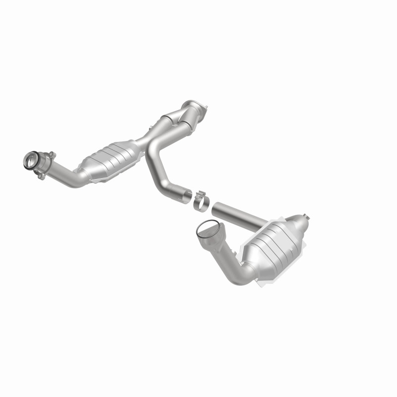 Cadillac Escalade Catalytic Converter - Magnaflow - Direct-Fit - `02-`06
