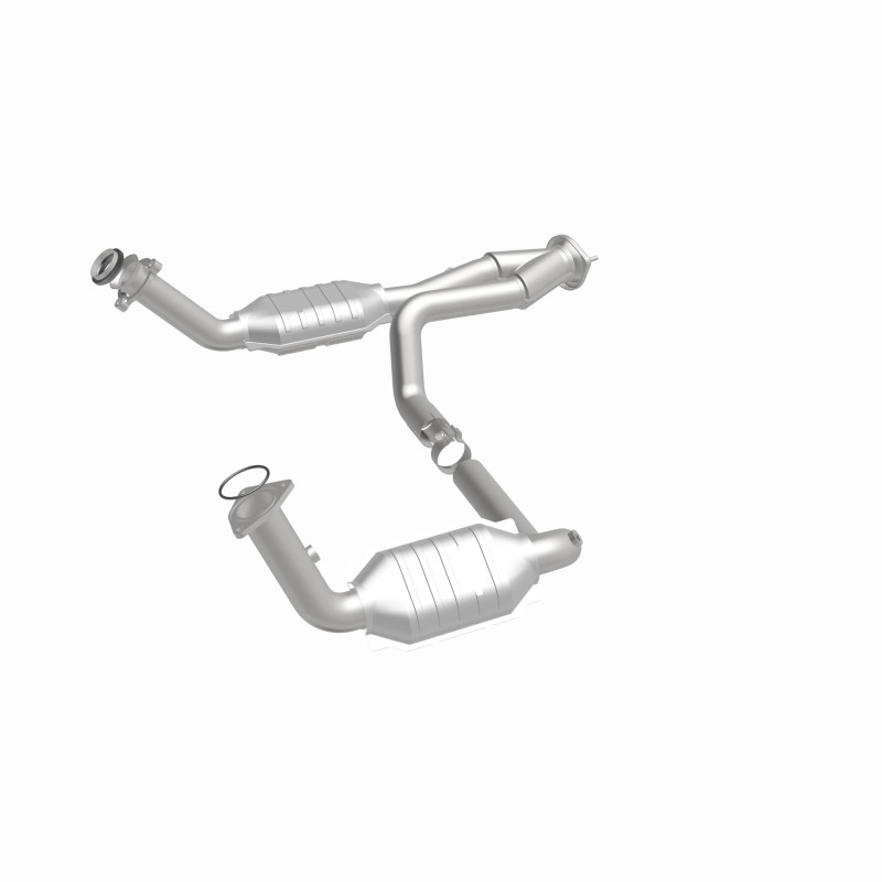 Cadillac Escalade Catalytic Converter - Magnaflow - Direct-Fit - `02-`06