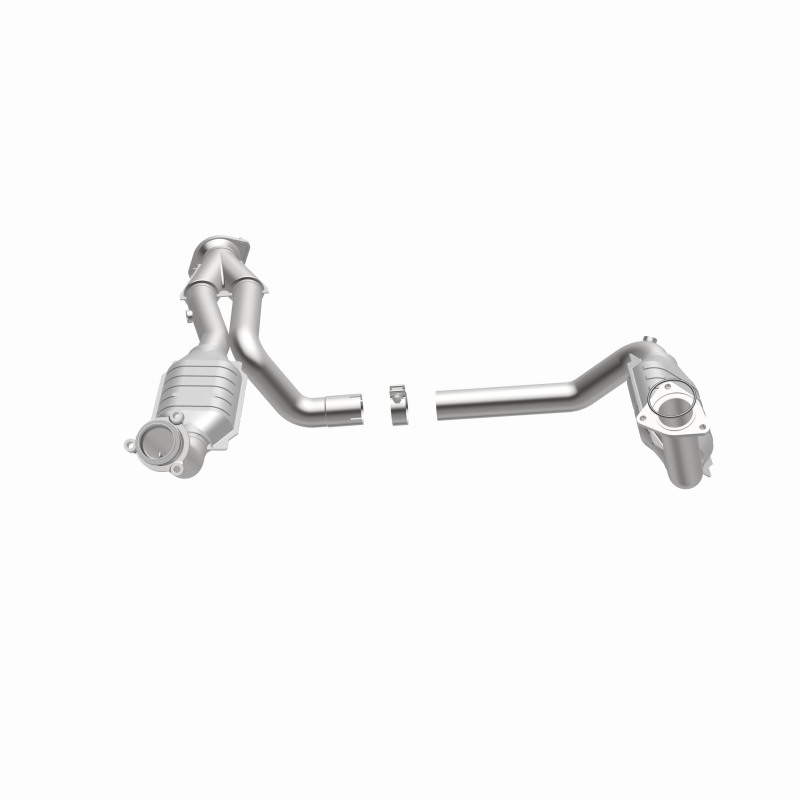 Chevrolet Tahoe Catalytic Converter - Magnaflow - Direct-Fit - `00-`06