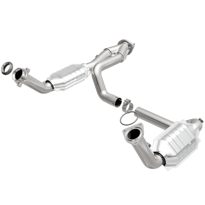 Chevrolet Tahoe Catalytic Converter - Magnaflow - Direct-Fit - `00-`06