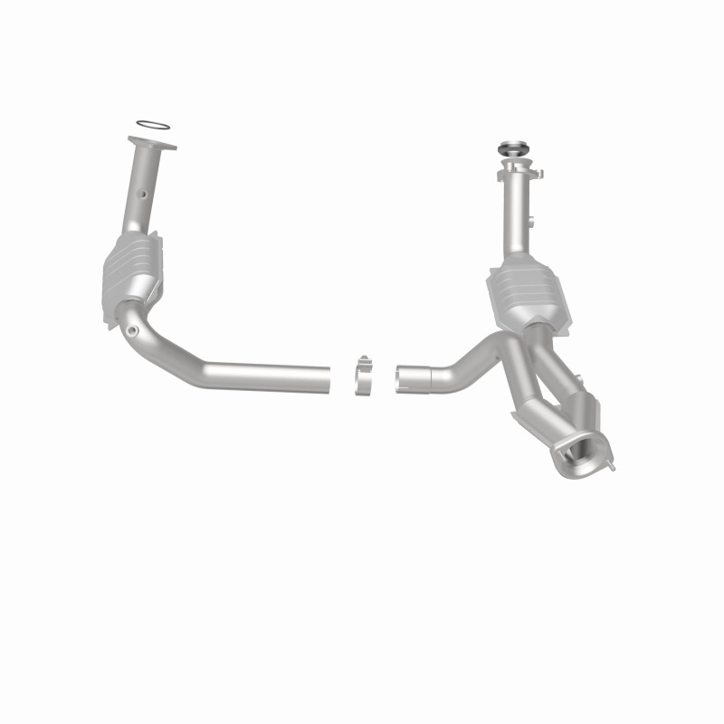 Chevrolet Tahoe Catalytic Converter - Magnaflow - Direct-Fit - `00-`06