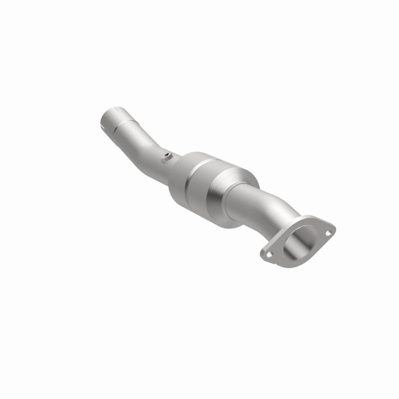Chevrolet Silverado 2500 HD Catalytic Converter - Passenger Side Rear - Magnaflow - Direct-Fit, HM Grade - `01-`06