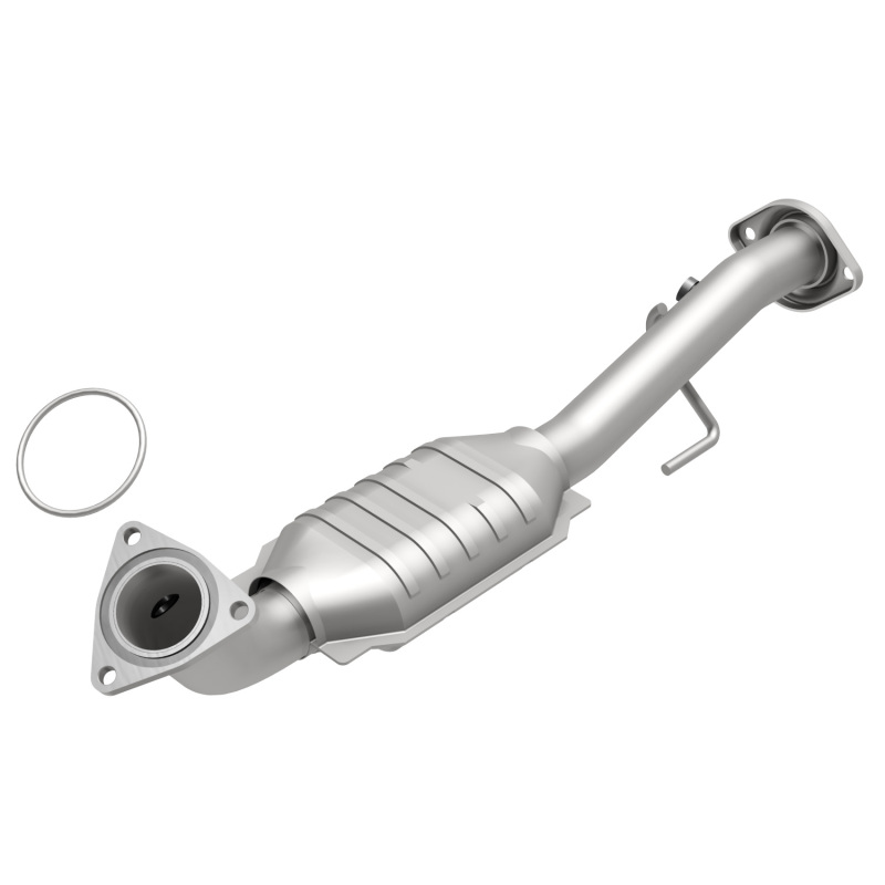 Cadillac Escalade Catalytic Converter - Passenger Side - Magnaflow - HM Grade Direct-Fit, Federal/EPA Compliant, 409 Stainless Steel - `02-`06