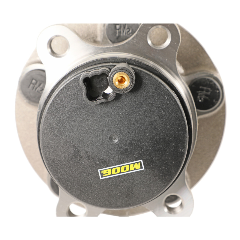 Lincoln Continental Wheel Hub Assembly - Rear - Moog - `17-`20