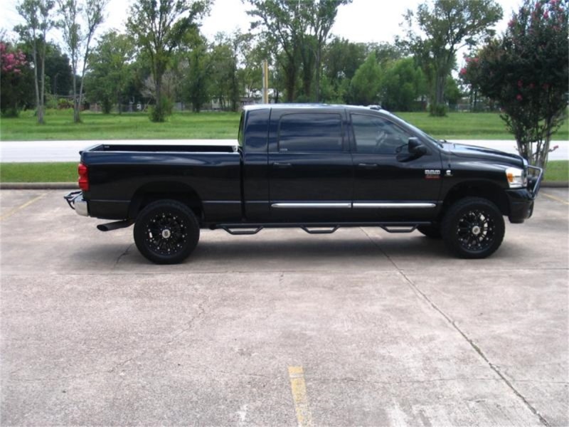Dodge Ram 3500 SLT Nerf Step - Side - N-Fab - Wheel-to-Wheel with Bed Access (3 Steps per Side) - 3 in. Main Tube Diameter - Gloss Black - `06-`09