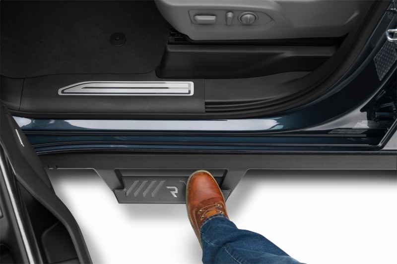 GMC Sierra 1500 Nerf Bars - Cab Length - N-Fab - EpYx Step System - Textured Black - `19-`24