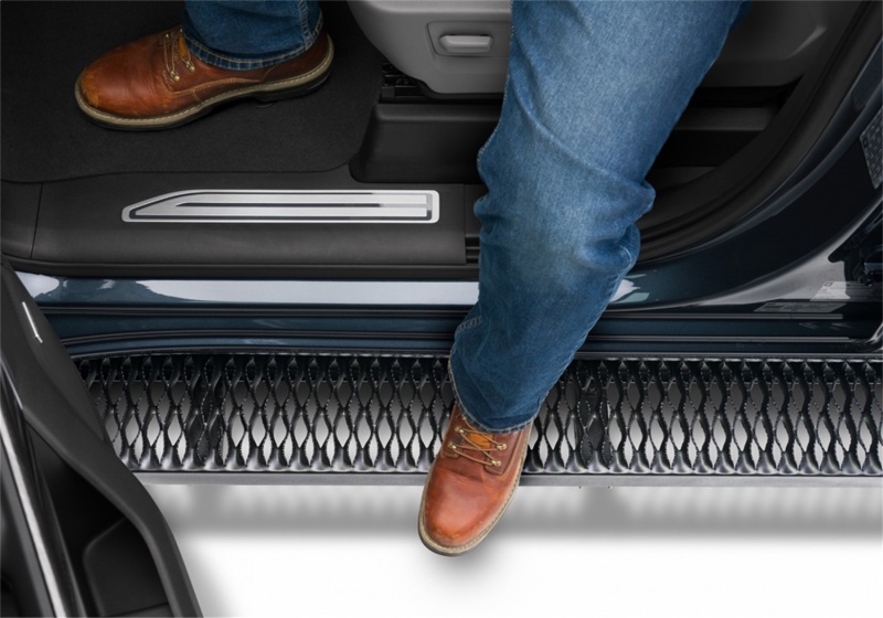 GMC Sierra 3500 HD Running Boards - Cab Length - N-Fab - Growler - Textured Black - `20-`25