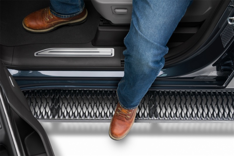 GMC Sierra 2500 HD Running Boards - N-Fab - Growler - Cab Length - Textured Black - `20-`24