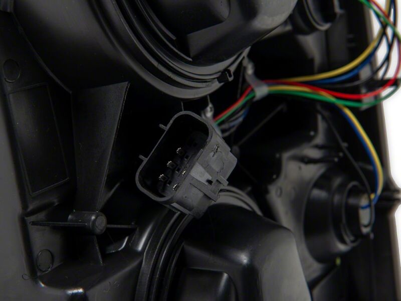 Chevrolet Silverado 1500 Headlights - Raxiom - OE Style - Black - `14-`15